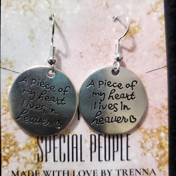 A PIECE OF MY HEART LIVES IN HEAVEN - Picture 4 of 7